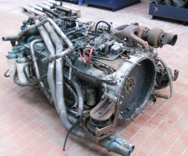 Volvo () THD102KB:  