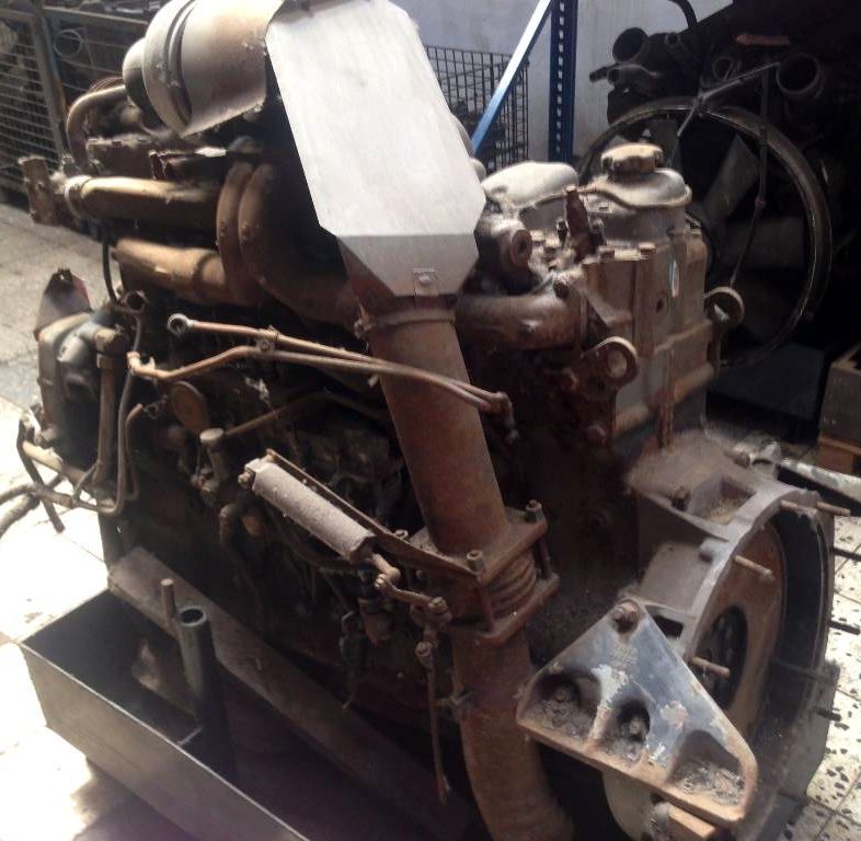 Volvo () TD120:  