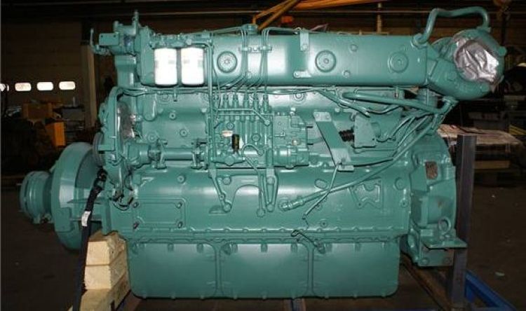 Volvo () TD121:  