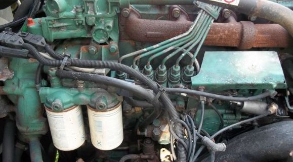 Volvo () D6A:  