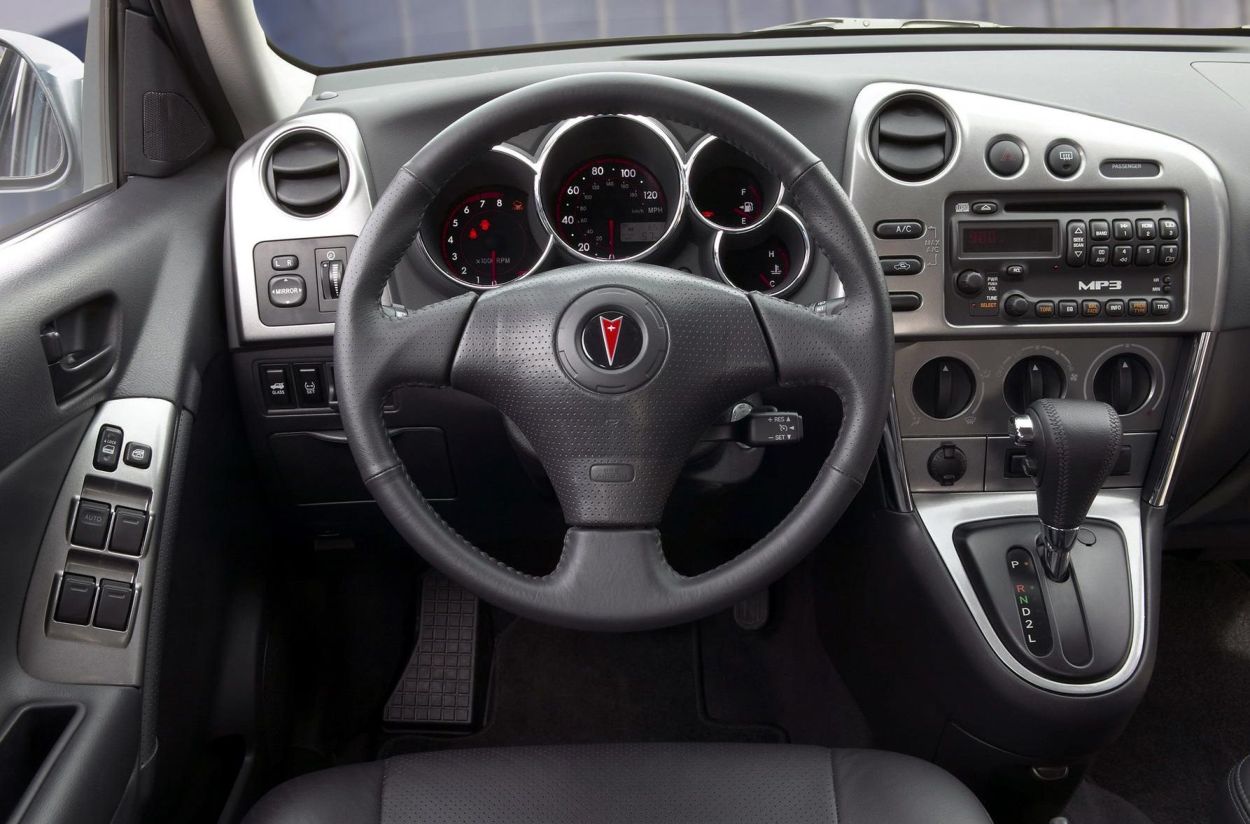 Pontiac () Vibe I:  