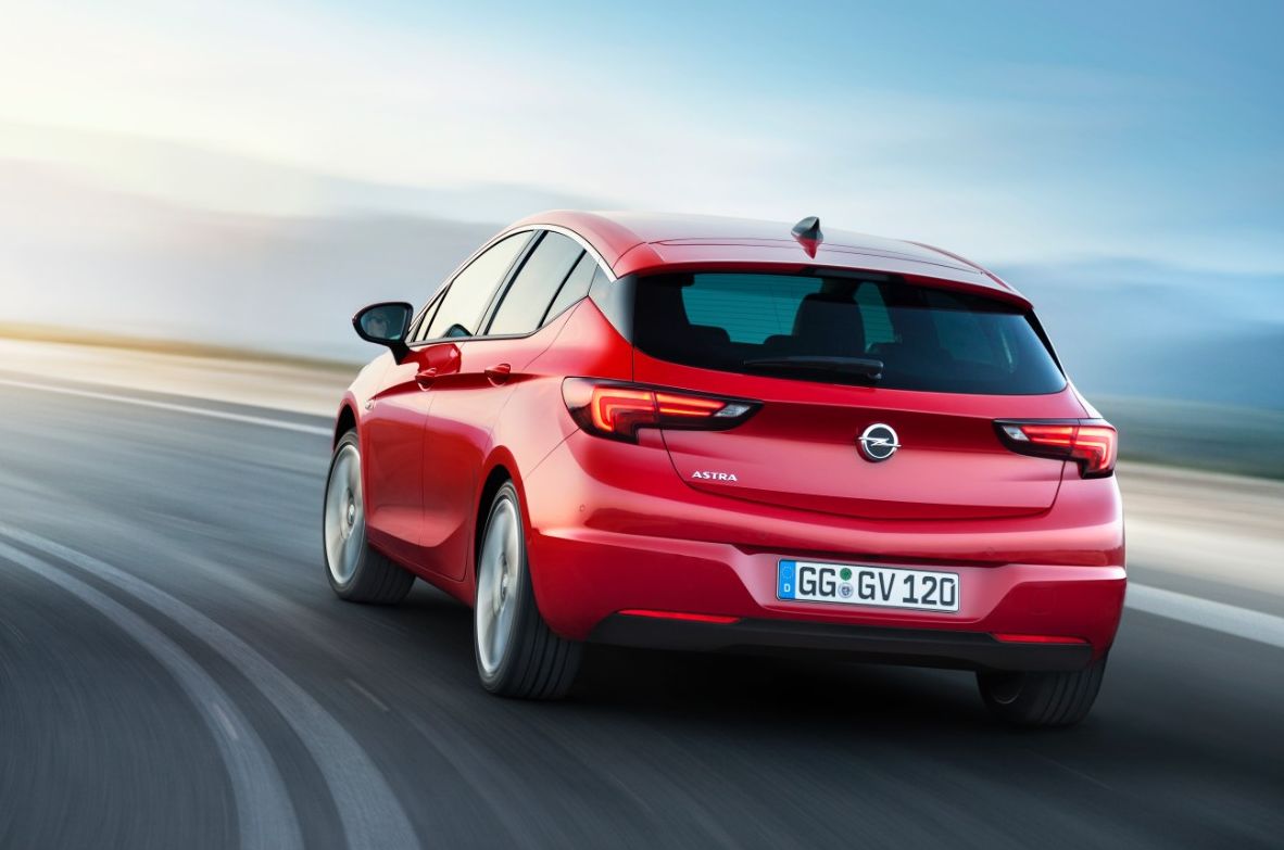Opel () Astra K V hatchback:  