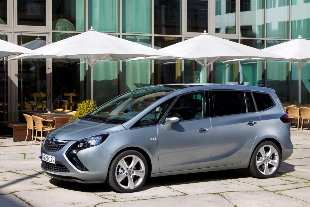 Opel () Zafira C (P12):  