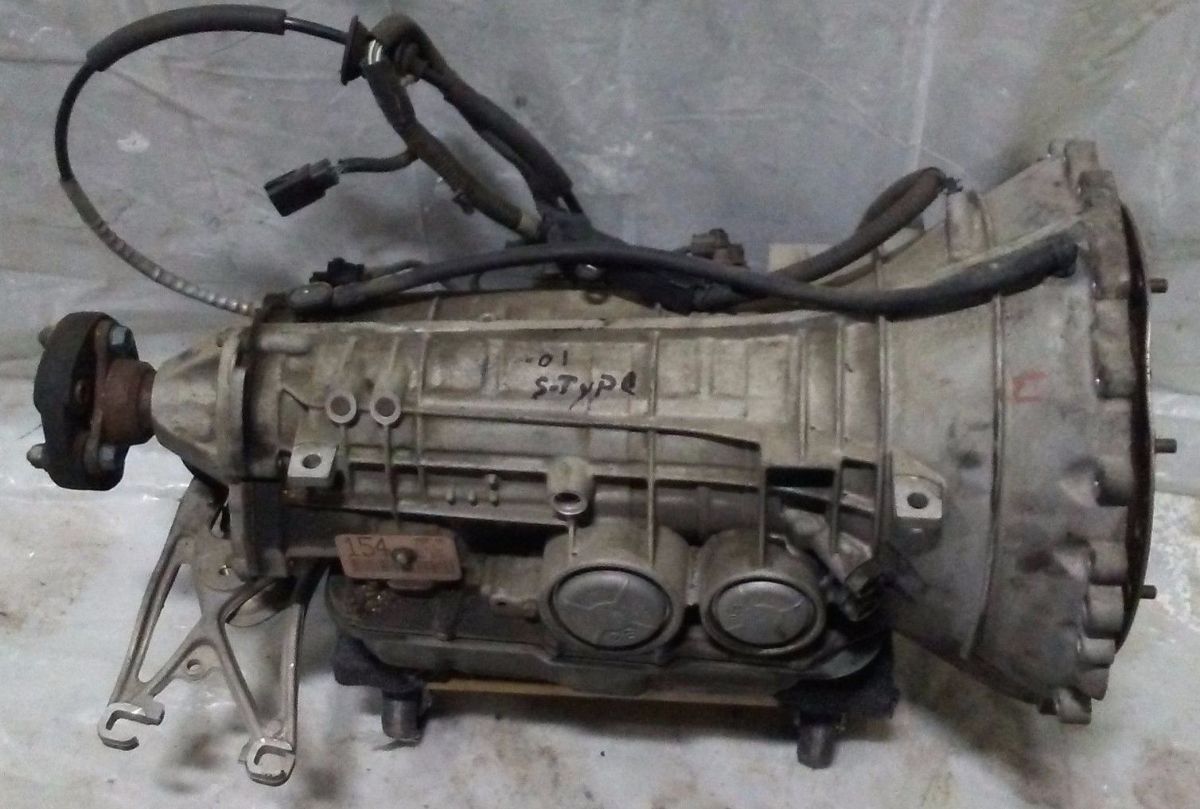 Jaguar () S-Type (XR8P-AC, YR8P-AA):    