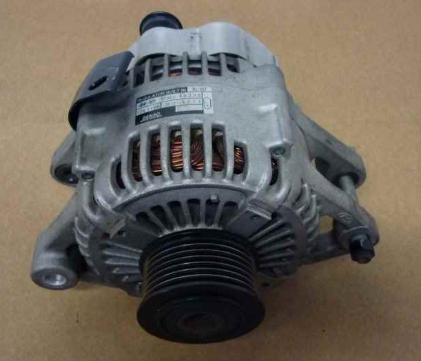 Kia () 37300-4A300:  