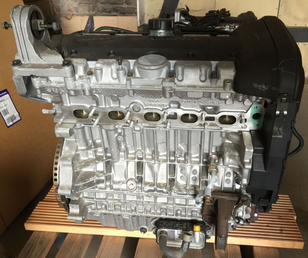 Volvo () B5244SG:  