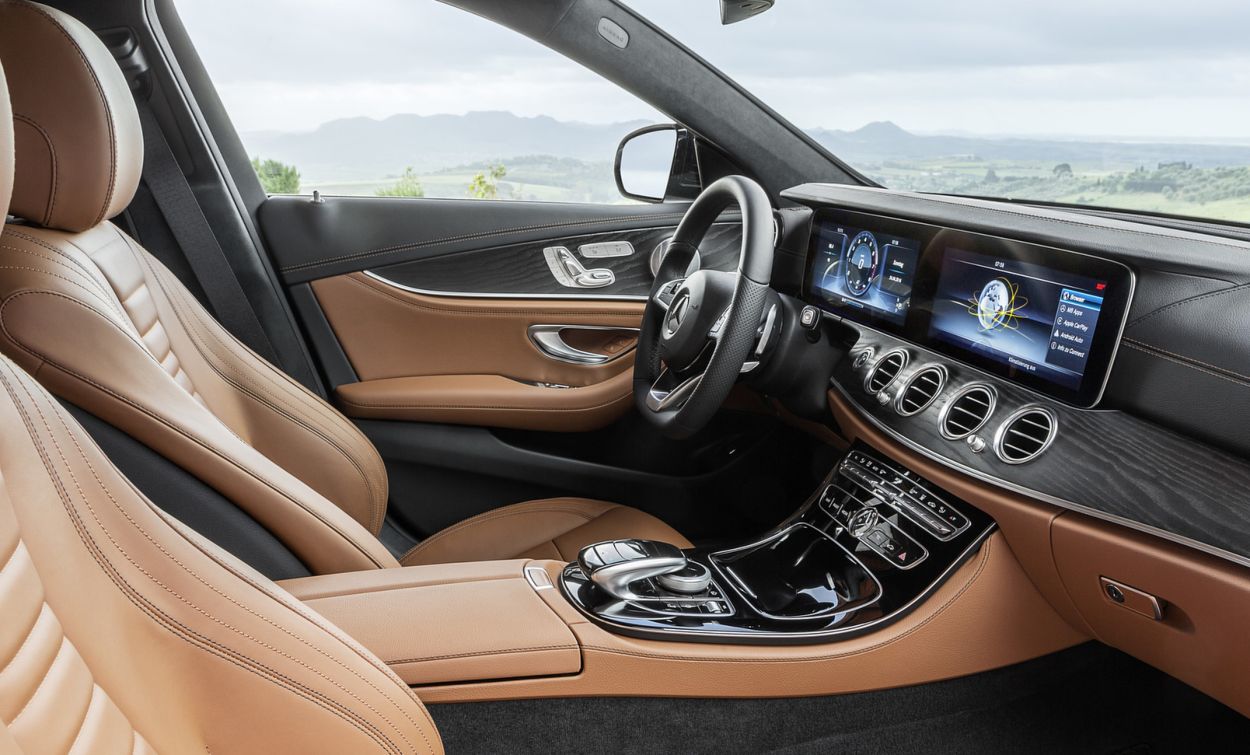 Mercedes Benz () E-Class (S213):  