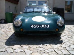 TVR () Grantura MK2:  