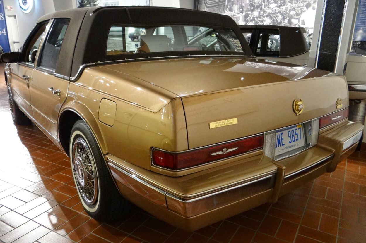 Cadillac () Seville III:  