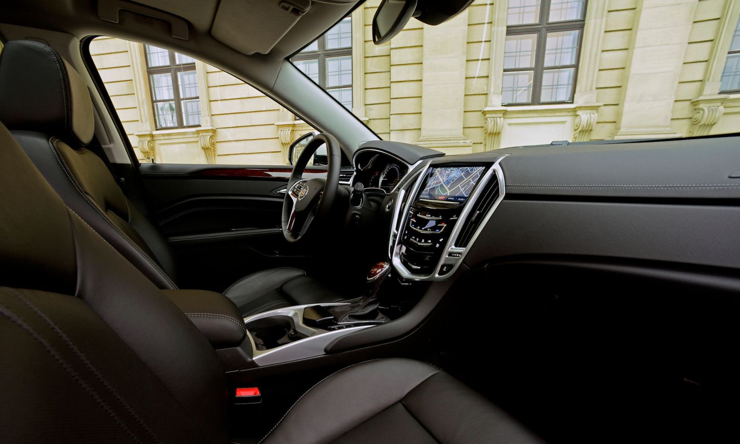 Cadillac () SRX II:  