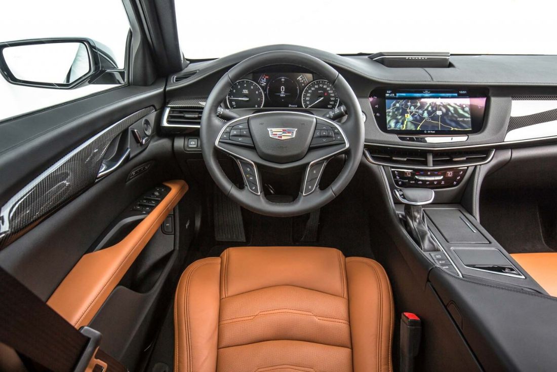 Cadillac () CT6:  