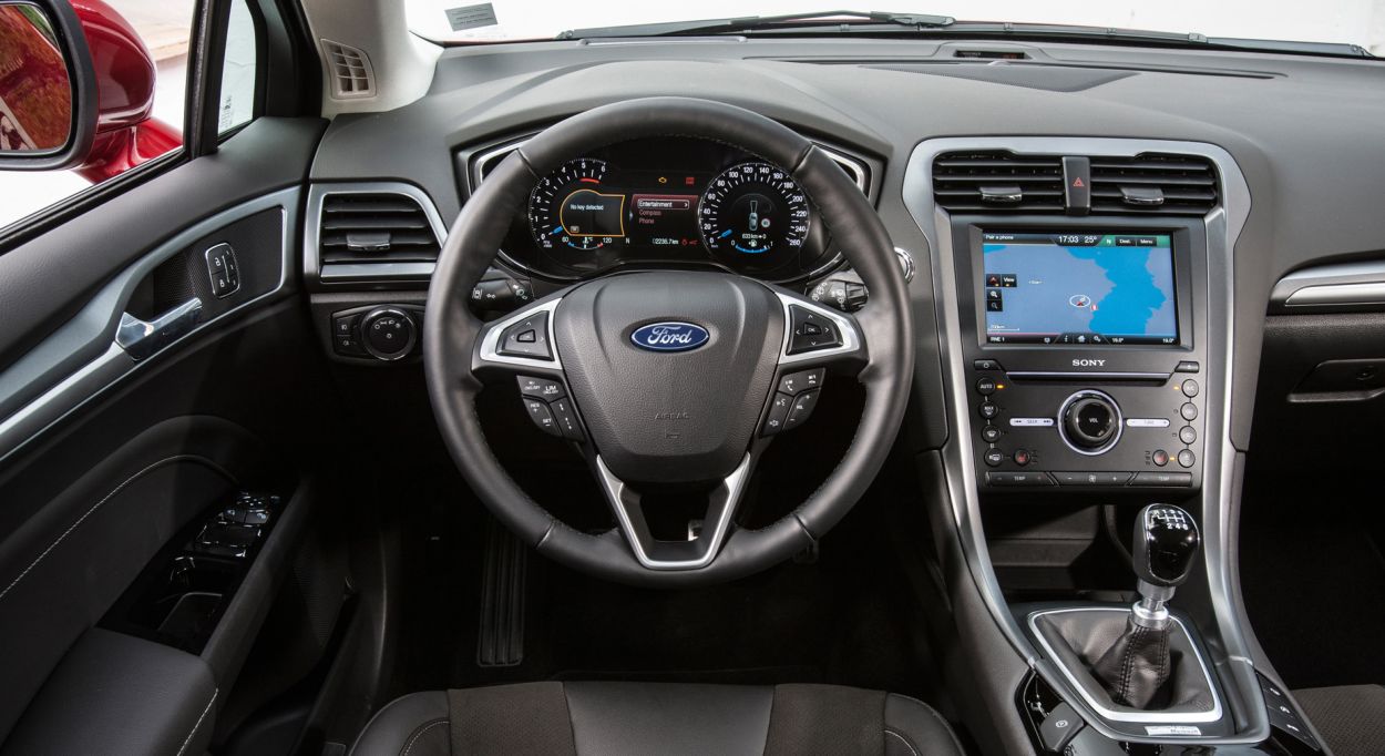Ford () Mondeo V:  