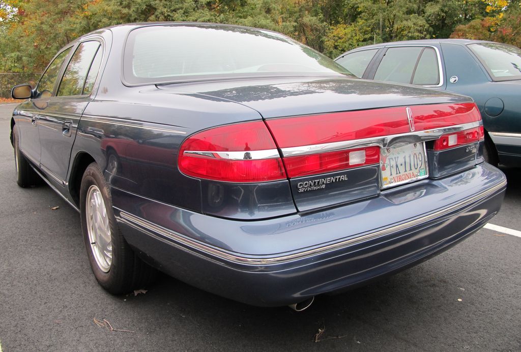 Lincoln () Continental IX:  