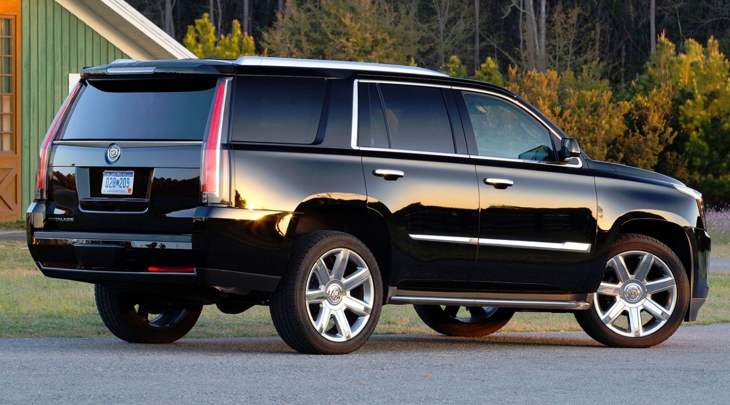 Cadillac () Escalade IV (GMT K2XL):  