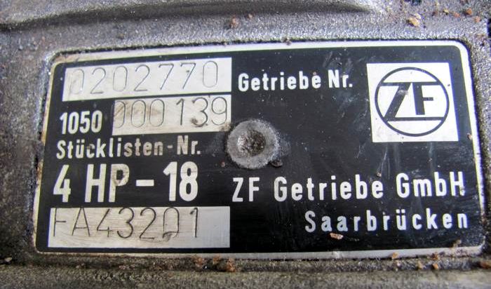 SAAB () 9000:    