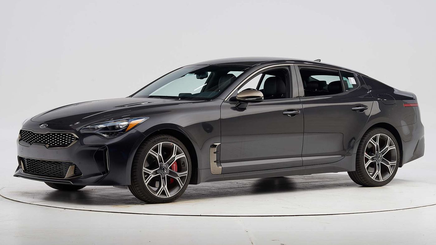 Kia () Stinger I (CK):  