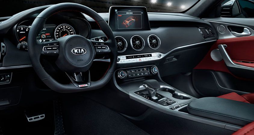 Kia () Stinger I (CK):  