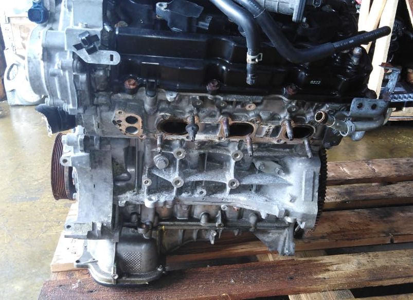 Nissan () VQ35HR:  