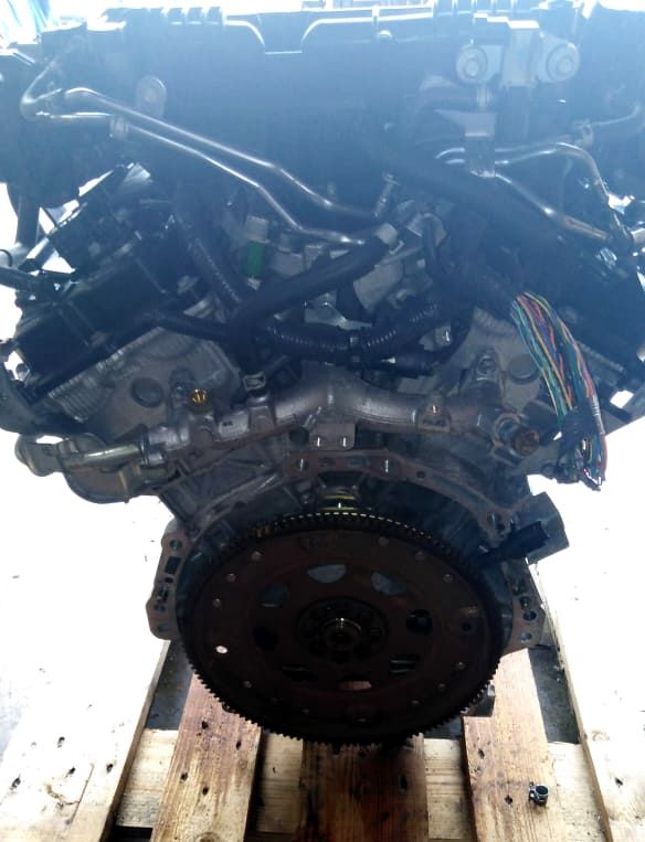 Nissan () VQ35HR:  