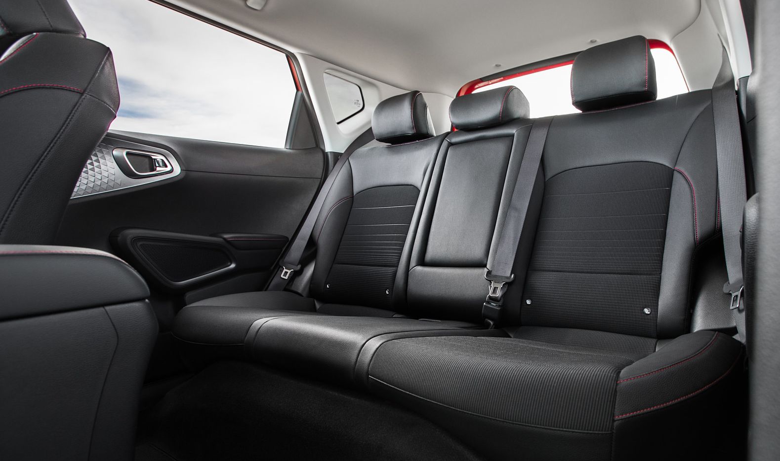 Kia () Soul III (SK3):  