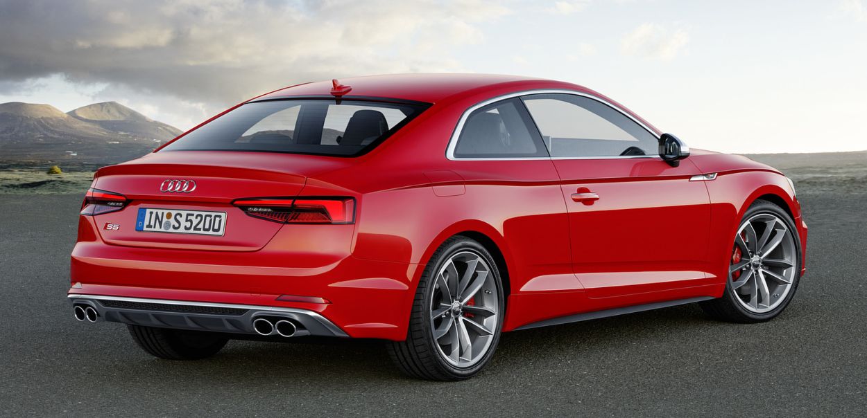 Audi () A5 II Coupe (F53):  