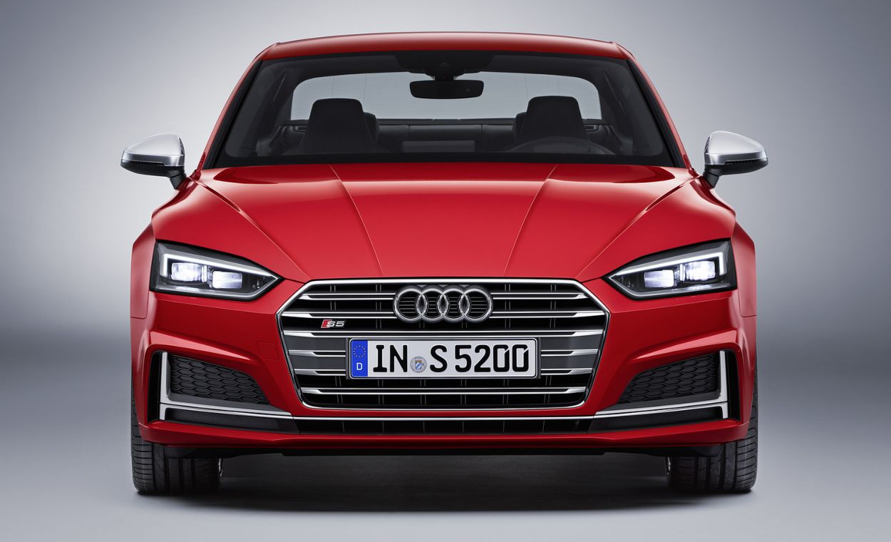 Audi () A5 II Coupe (F53):  