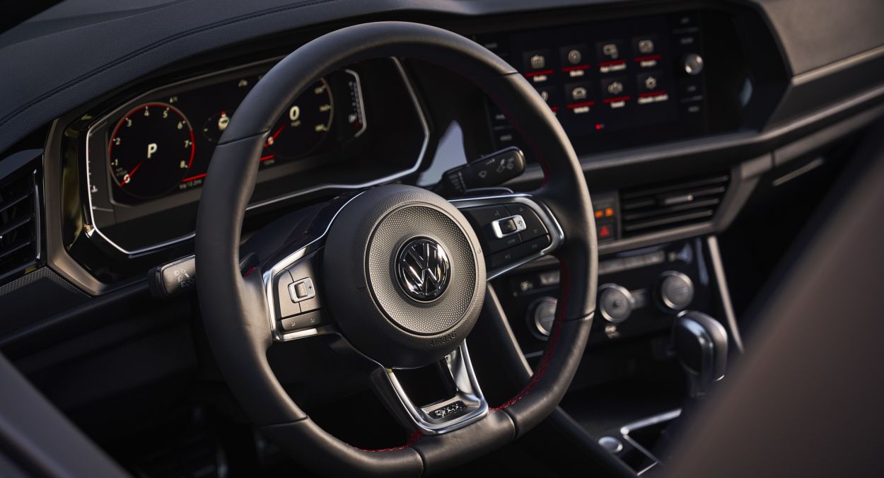 Volkswagen (VW) () Jetta VII (BU3):  