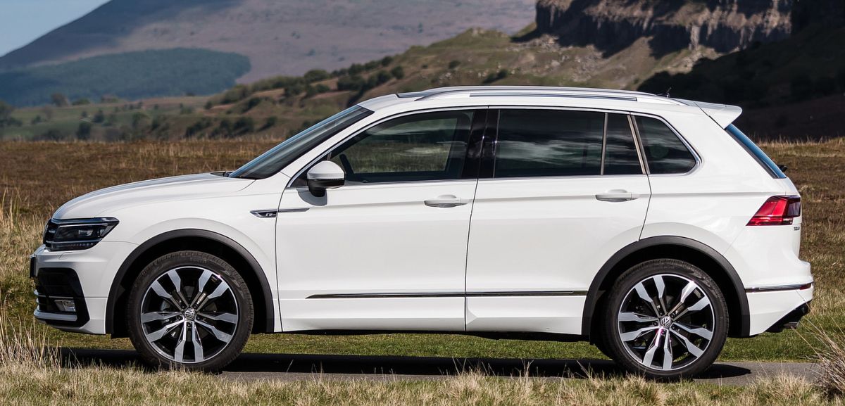 Volkswagen (VW) () Tiguan II (AD1, BT1, BW2):  