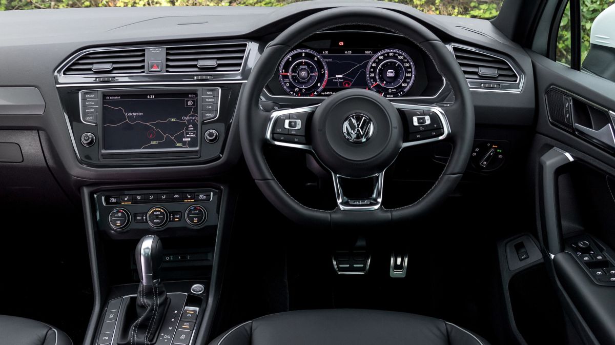 Volkswagen (VW) () Tiguan II (AD1, BT1, BW2):  