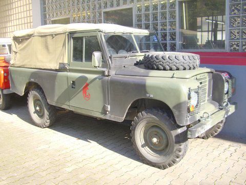 Land Rover ( ) 88 (109):  