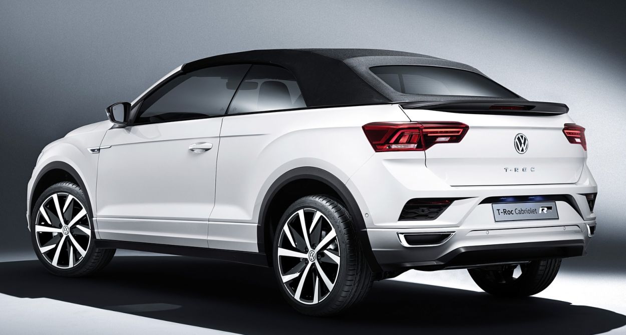 Volkswagen (VW) () T-Roc Cabrio (AC7):  