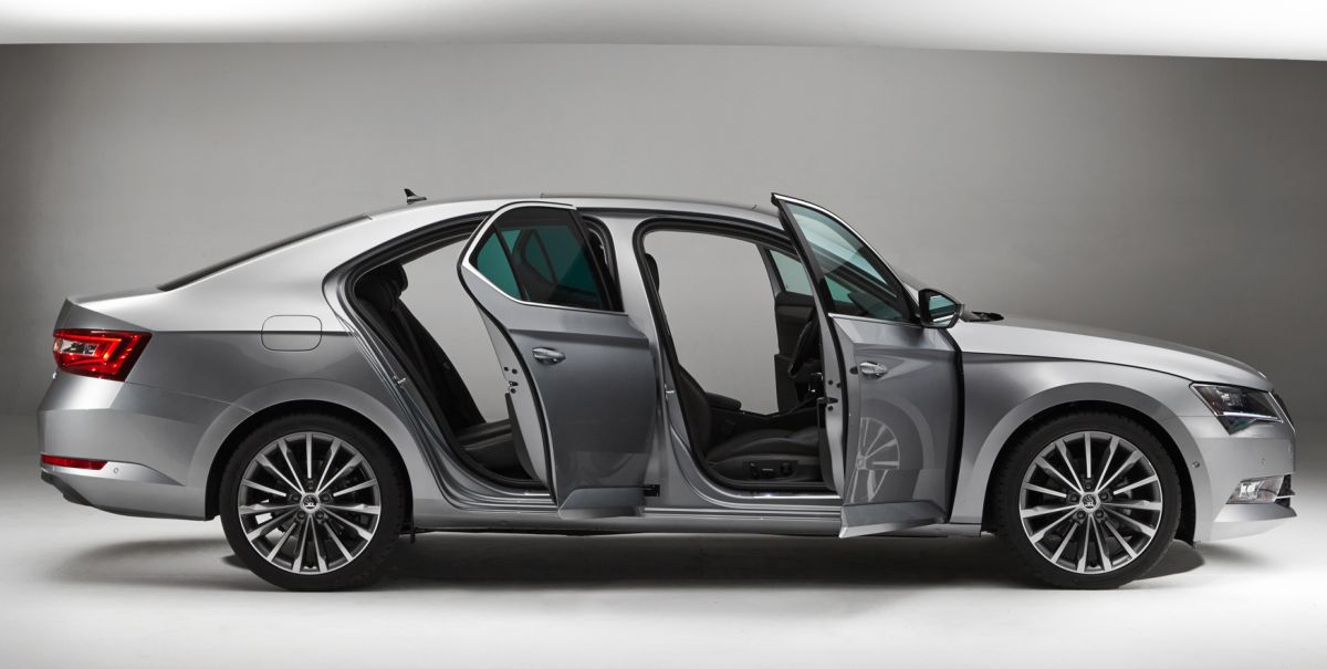 Skoda () Superb III (3V3):  