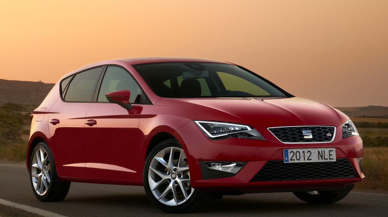 Seat () Leon III (5F1):  