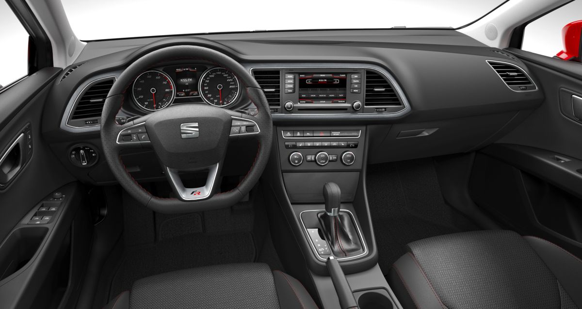 Seat () Leon III (5F1):  