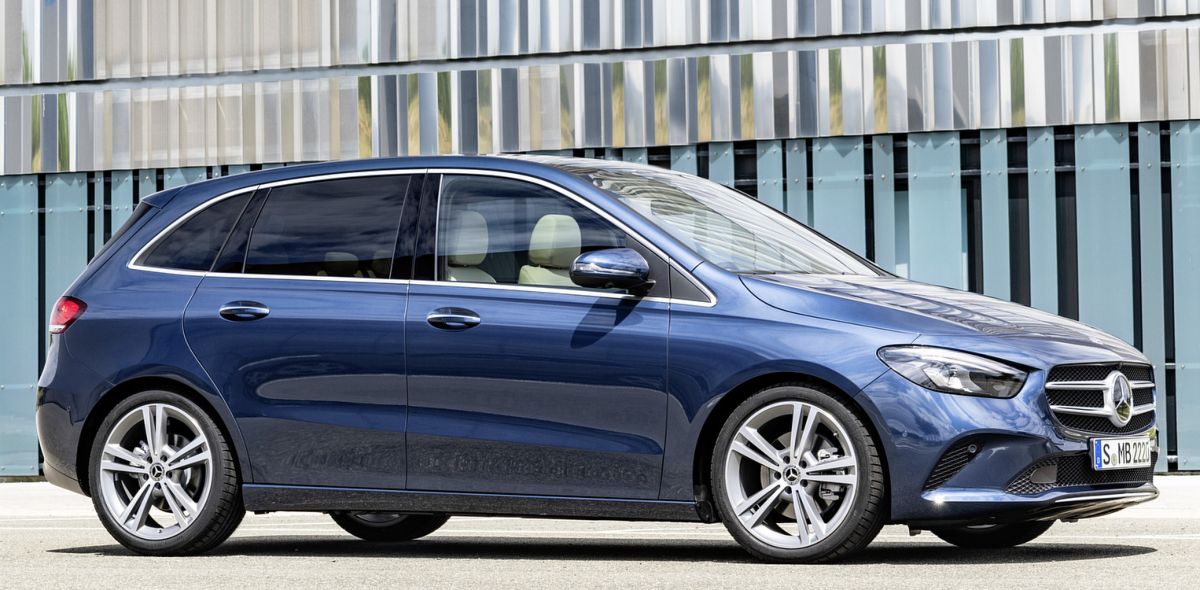 Mercedes Benz () B-Class (W247):  