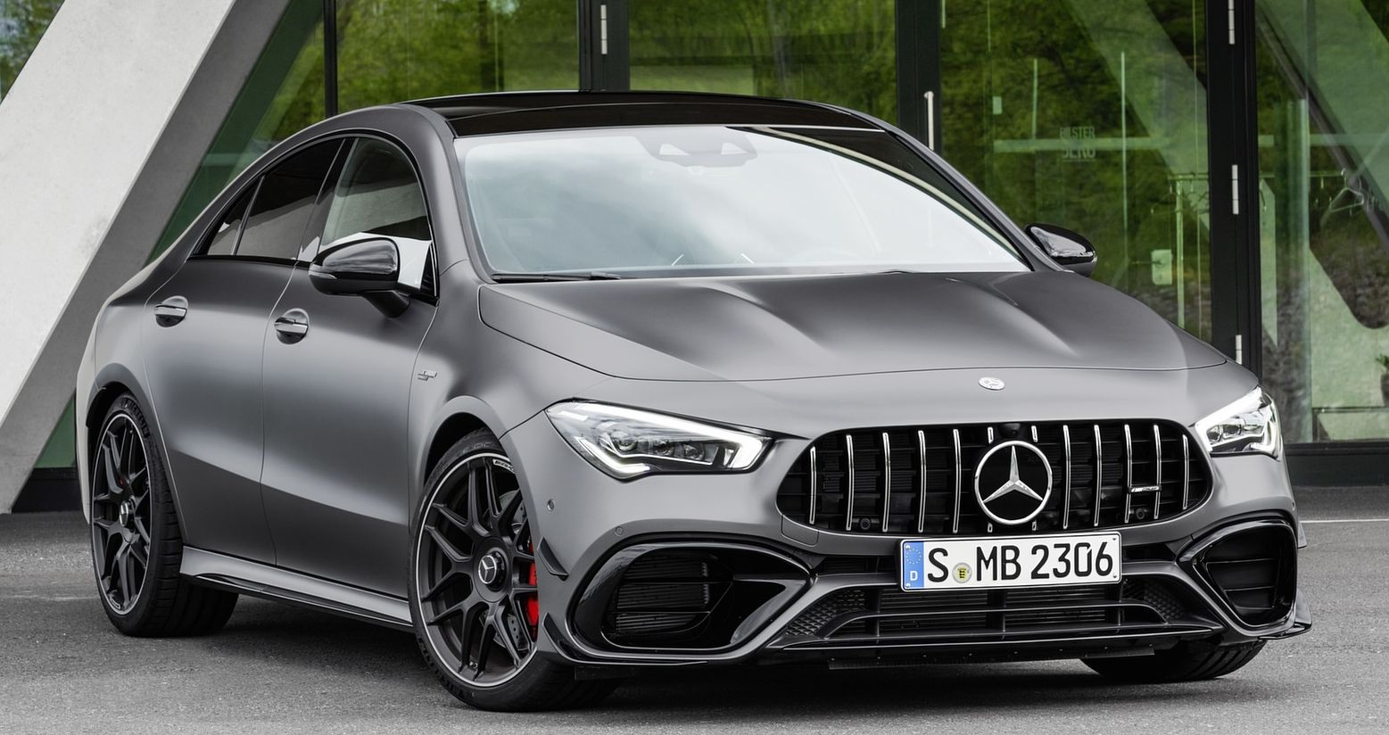 Mercedes Benz CLA
