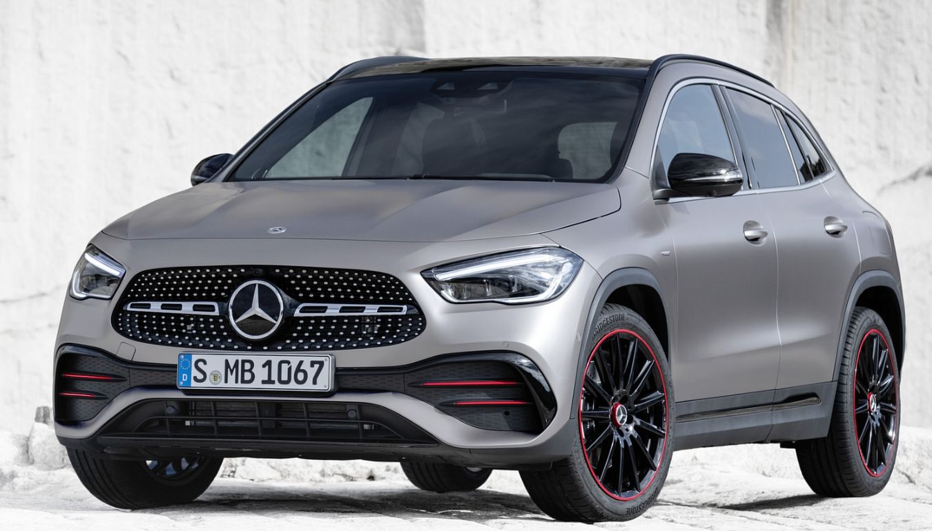 Mercedes Benz () GLA II (H247):  