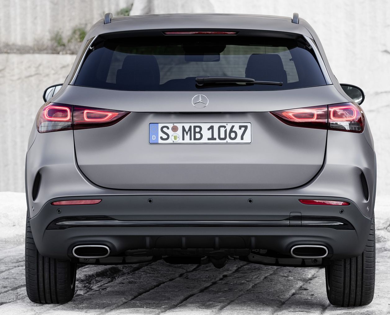 Mercedes Benz () GLA II (H247):  