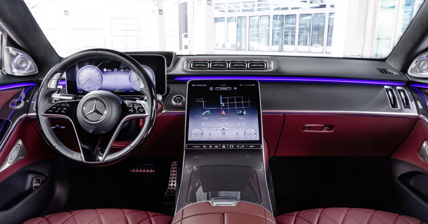 Mercedes Benz () S-Class (W223):  