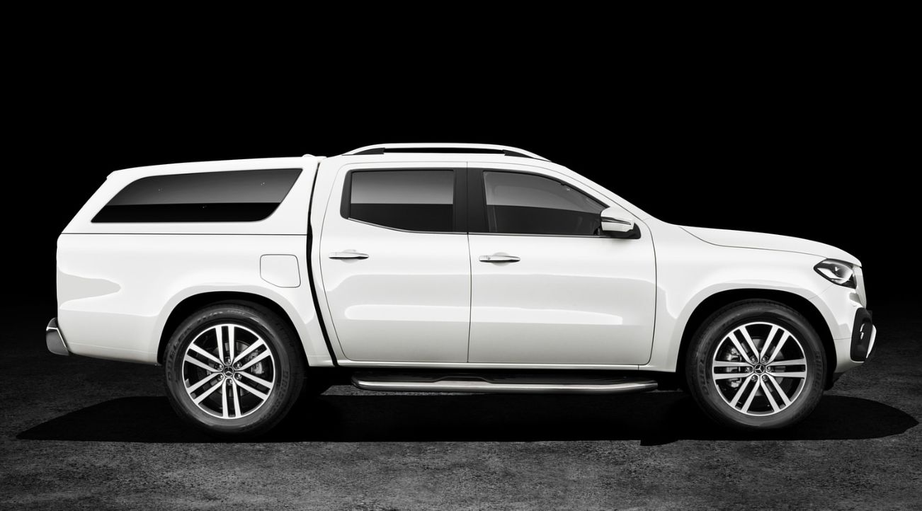 Mercedes Benz () X-Class (X470):  