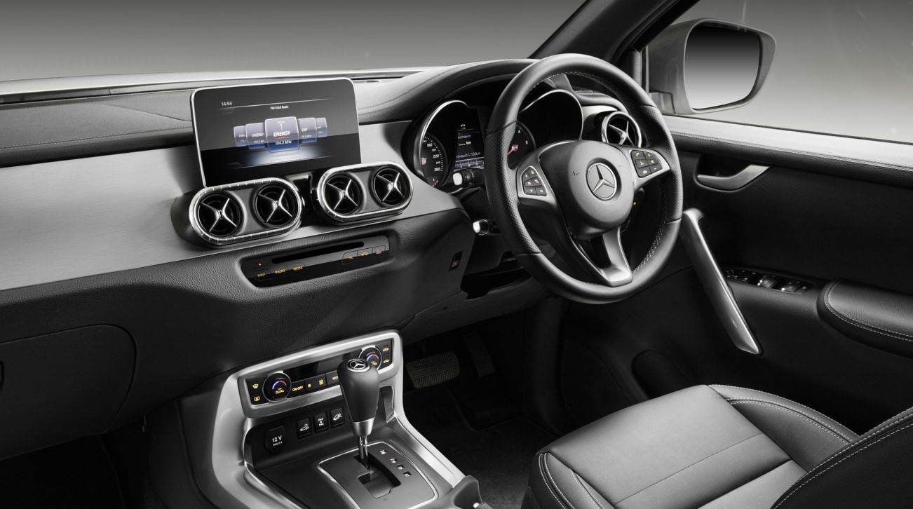 Mercedes Benz () X-Class (X470):  