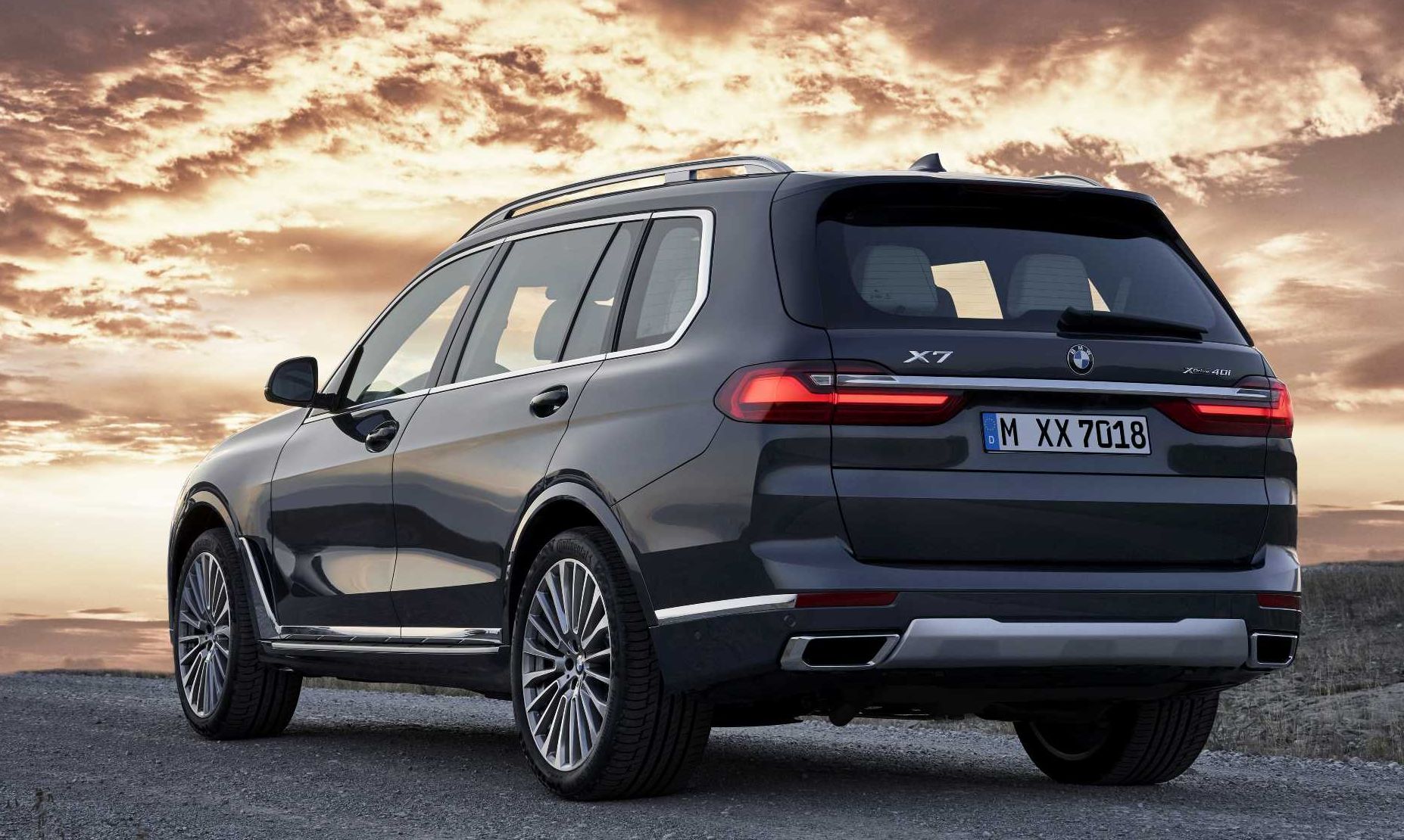 BMW () X7 (G07):  