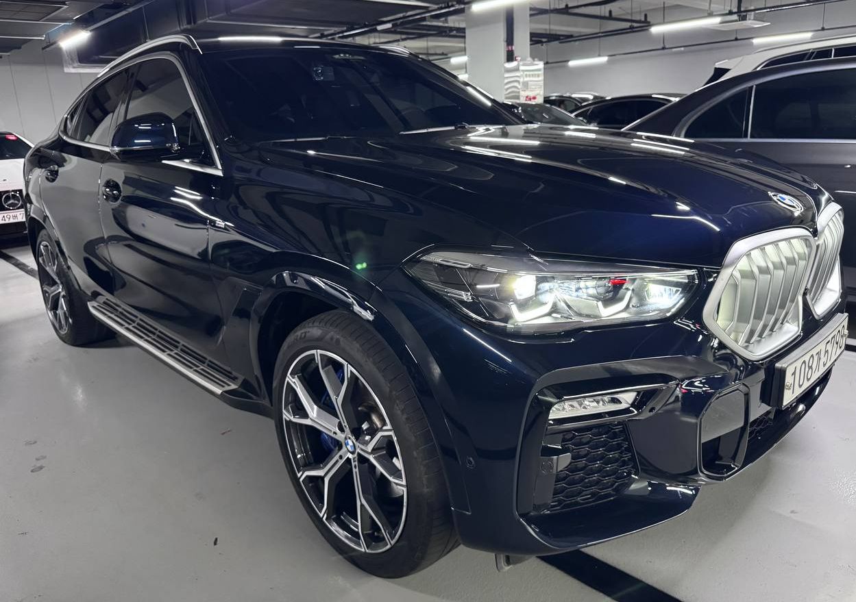 BMW () X6 (G06):  