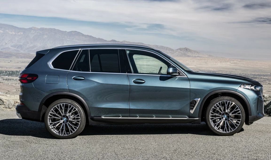 BMW () X5 (G05):  