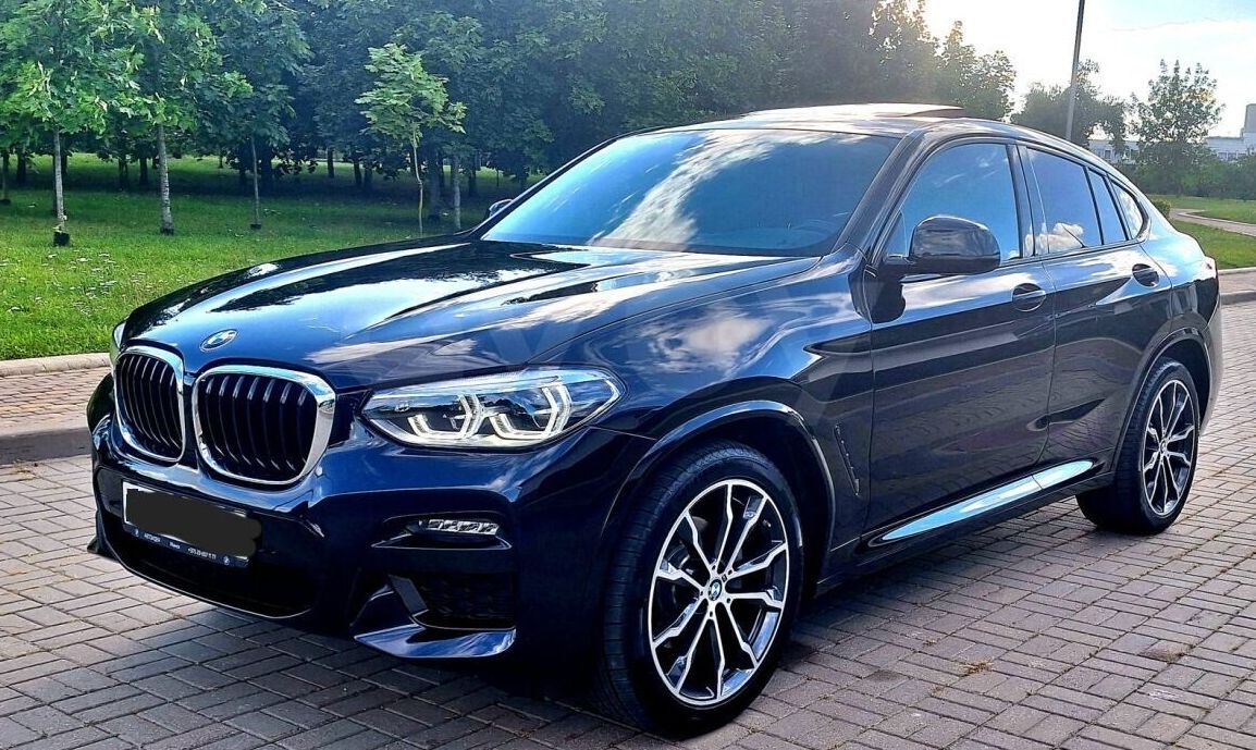 BMW () X4 (G02):  