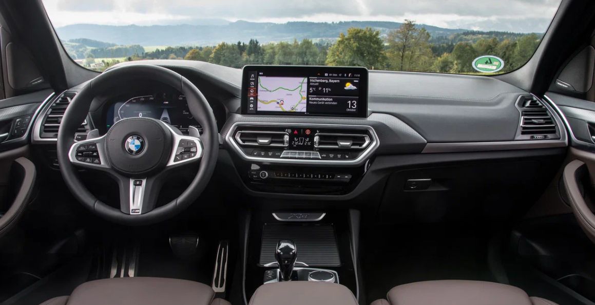 BMW () X3 (G01):  