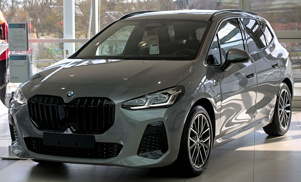 BMW () 2-Series (U06 Active Tourer II):  