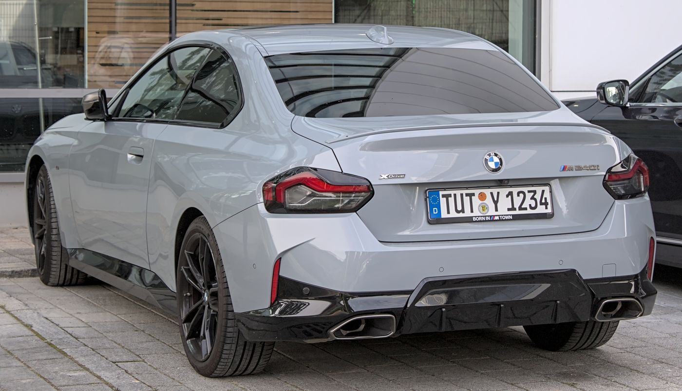 BMW () 2-Series (G42 Coupe II):  
