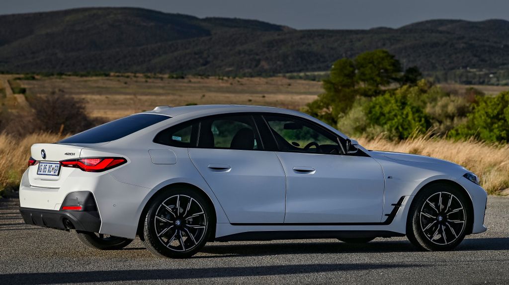 BMW () 4-Series (G26 Gran Coupe):  