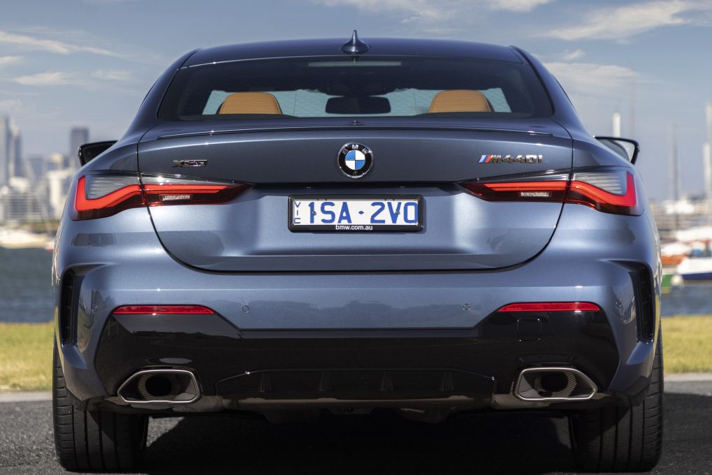 BMW () 4-Series (G22 Coupe):  